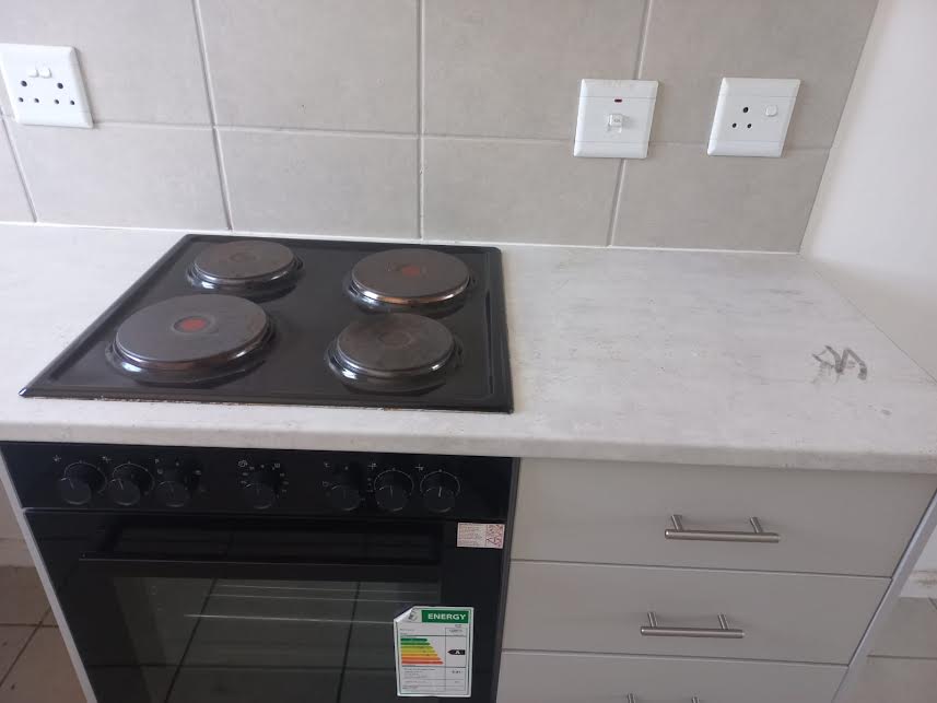 2 Bedroom Property for Sale in Silversands Western Cape